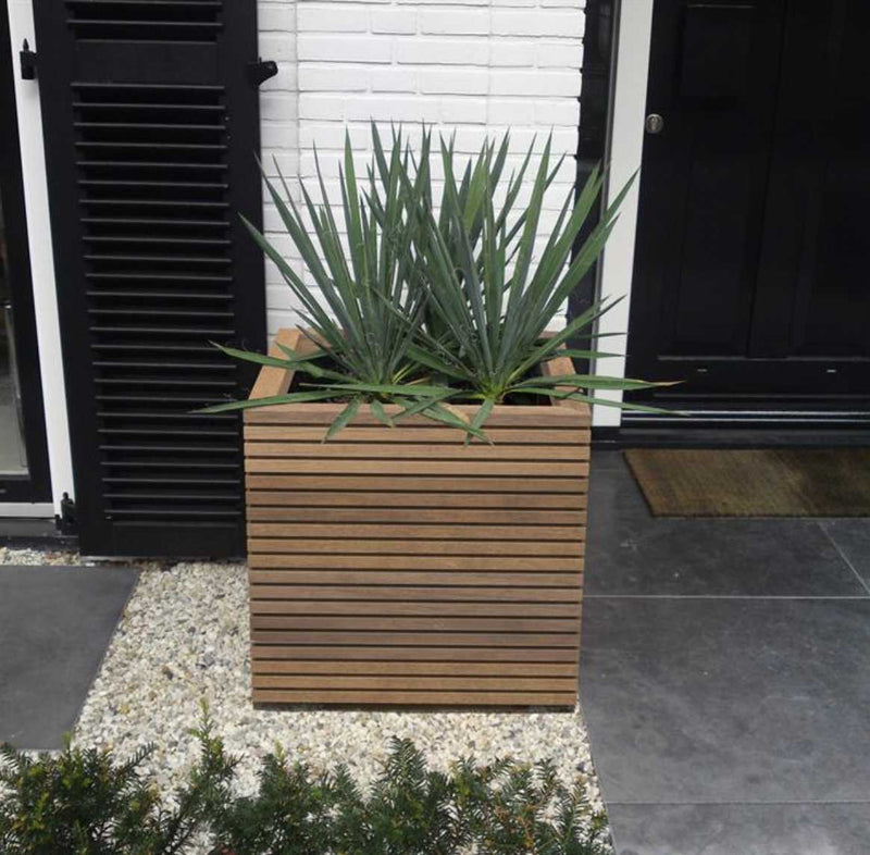 Adezz Harwood Planter Malga Contemporary Planters